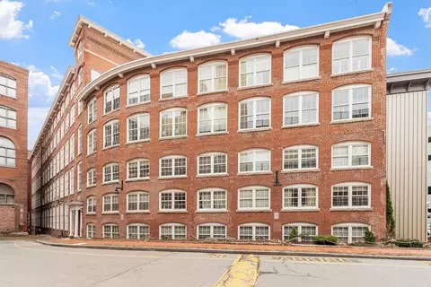 256 Market St # -C, Lowell, MA 01852