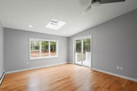 80 Mariner Cir, Cotuit, MA 02635 photo 8