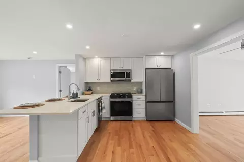 80 Mariner Cir, Cotuit, MA 02635 photo 3