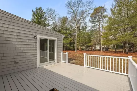 80 Mariner Cir, Cotuit, MA 02635 photo 21