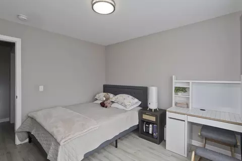 32-34 Clark St, Springfield, MA 01105 photo 9
