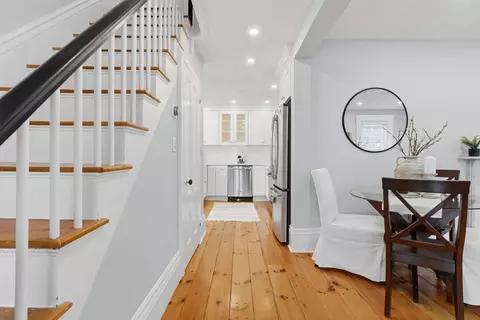 212 West St #1, Reading, MA 01867