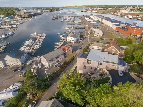 11 Wall St #R, Gloucester, MA 01930 photo 32