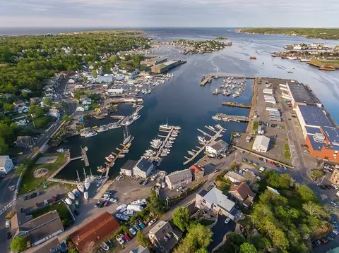 11 Wall St #R, Gloucester, MA 01930 photo 2