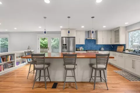 5 Derby St, Newton, MA 02465