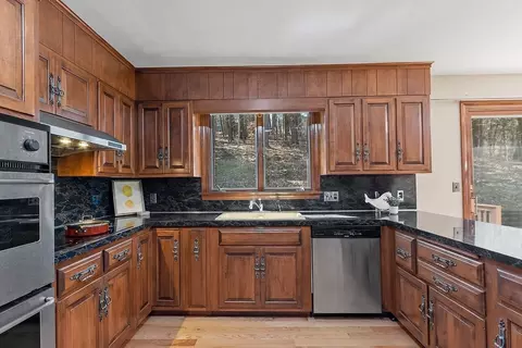 154 Summer St, Maynard, MA 01754 photo 10