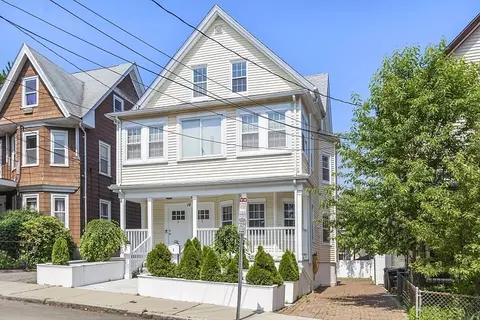 19 Conwell St #1, Somerville, MA 02143