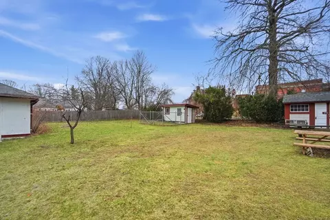 76 Hampden St, Springfield, MA 01151 photo 36