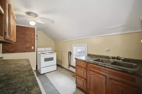 76 Hampden St, Springfield, MA 01151 photo 21