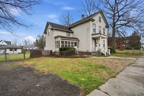 76 Hampden St, Springfield, MA 01151 photo 3