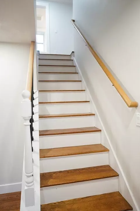 Entry Way - 1 Triangle St, Worcester, MA 01606 photo 2 of 3