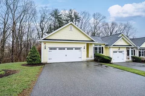 48 Beech Hill Rd #48, West Springfield, MA 01089