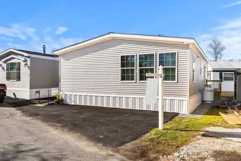 200 North St #23-B, Danvers, MA 01923