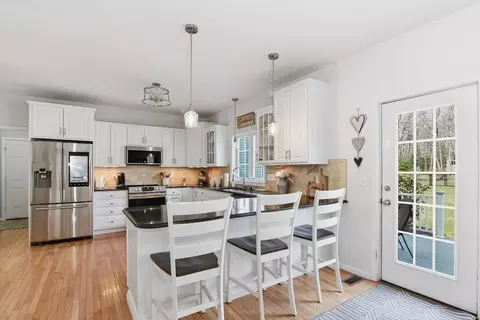 35 Paddock Dr, Plainville, MA 02762 photo 12