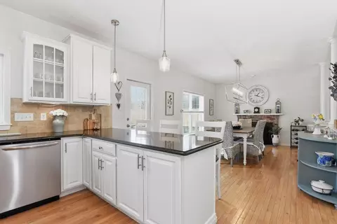 35 Paddock Dr, Plainville, MA 02762 photo 13