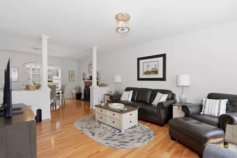 35 Paddock Dr, Plainville, MA 02762 photo 17