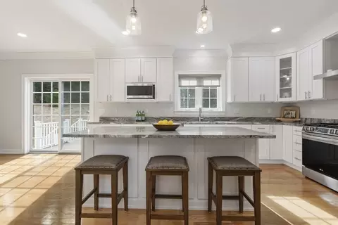 34 Beech St, Millis, MA 02054 photo 7