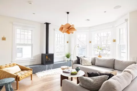 102 Fuller St #2, Brookline, MA 02446