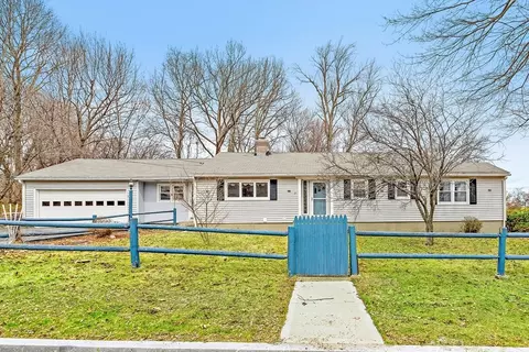 21 Trinity Ave, Worcester, MA 01605 photo 3