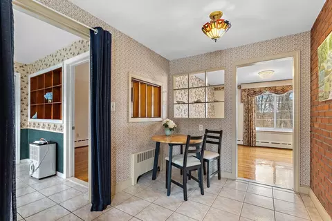 21 Trinity Ave, Worcester, MA 01605 photo 23