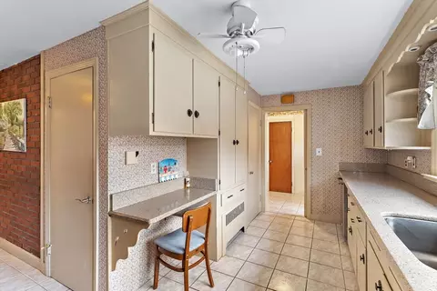 21 Trinity Ave, Worcester, MA 01605 photo 25