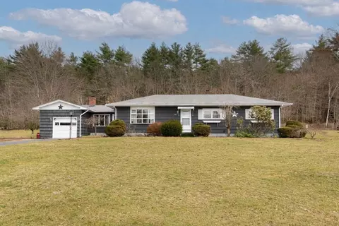 213 River St, Palmer, MA 01069