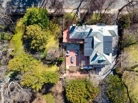 View/Area - 39 Worthington Rd, Brookline, MA 02446 photo 2 of 4