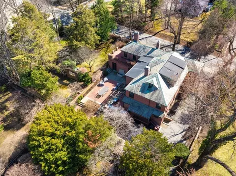 View/Area - 39 Worthington Rd, Brookline, MA 02446 photo 1 of 4