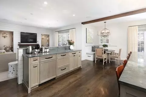 Kitchen - 39 Worthington Rd, Brookline, MA 02446 photo 4 of 5