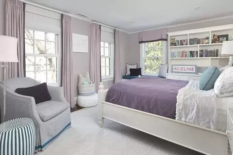 Bedroom - 39 Worthington Rd, Brookline, MA 02446 photo 3 of 6