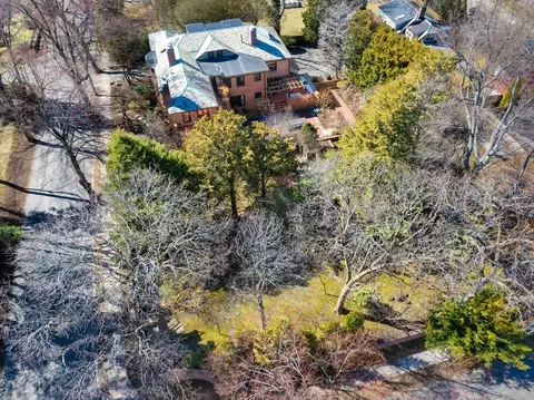 View/Area - 39 Worthington Rd, Brookline, MA 02446 photo 4 of 4