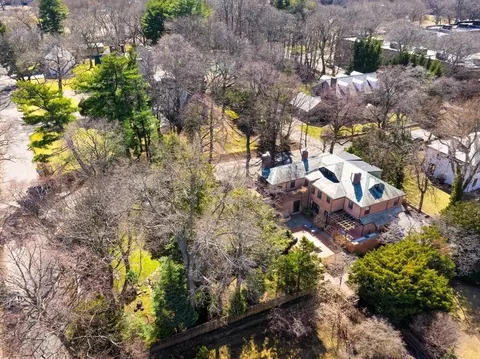 View/Area - 39 Worthington Rd, Brookline, MA 02446 photo 3 of 4