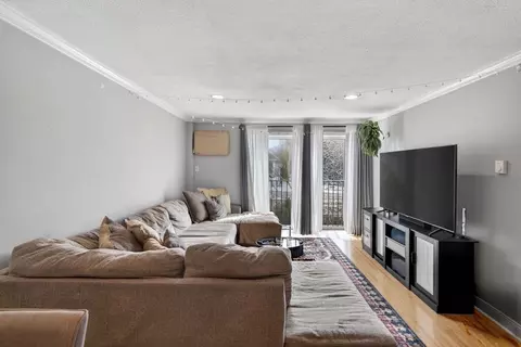 Living - 588 Main St #3D, Stoneham, MA 02180 photo 1 of 3