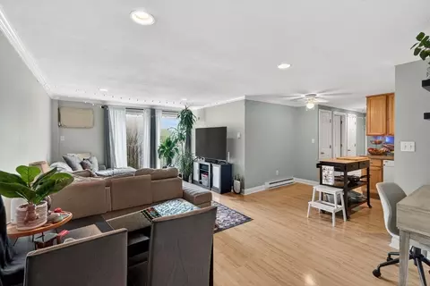 Living - 588 Main St #3D, Stoneham, MA 02180 photo 3 of 3