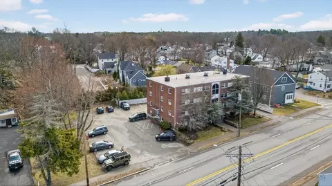 View/Area - 588 Main St #3D, Stoneham, MA 02180 photo 2 of 4