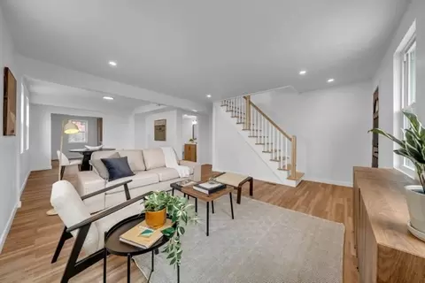 19 Oliver St, Lowell, MA 01854