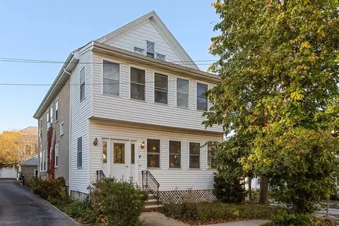 1 Clayton St #1, Watertown, MA 02472