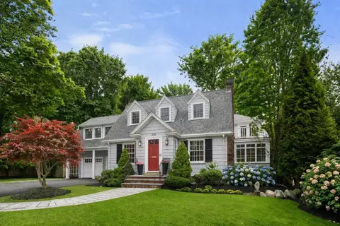 272 Quinobequin Rd, Waban, MA 02468