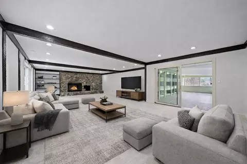 Living - 49 Algonquin Rd, Canton, MA 02021 photo 6 of 10