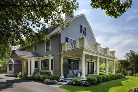 1 Adams St, Lexington, MA 02420