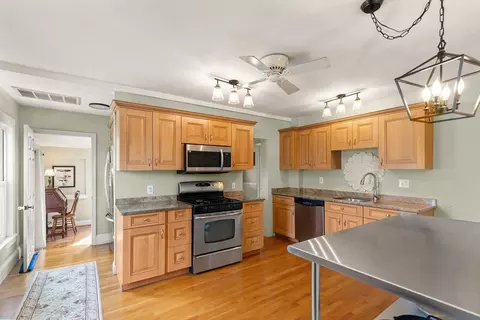 2 Pine St #3, Stoneham, MA 02180 photo 11