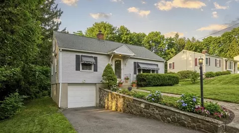 18 Burt Ave, East Longmeadow, MA 01028