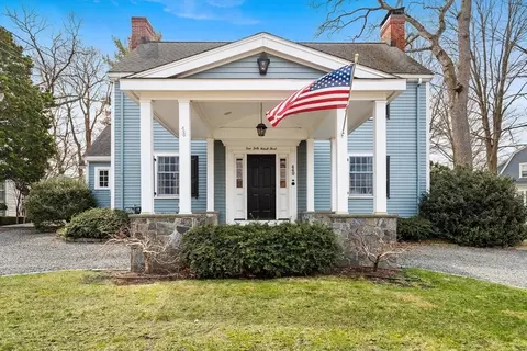 440 Wolcott St, Auburndale, MA 02466