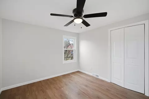 78 W Bay Path Ter, Springfield, MA 01109 photo 18