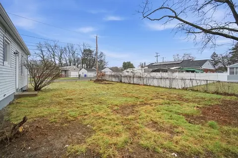 78 W Bay Path Ter, Springfield, MA 01109 photo 30