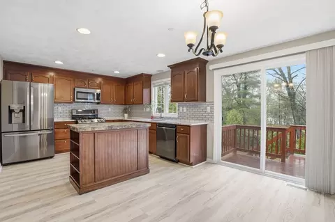 81 Salem Rd #103, Billerica, MA 01821