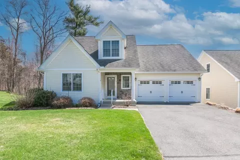 20 Bridge Rd #17, Florence, MA 01062
