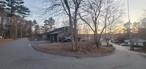 3 Woodland Hts, Wales, MA 01081