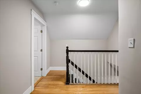 Entry Way - 7 Chadwick St, Worcester, MA 01605 photo 5 of 8