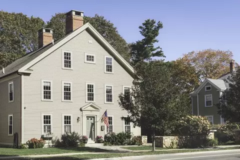 176 Hale St, Beverly, MA 01915